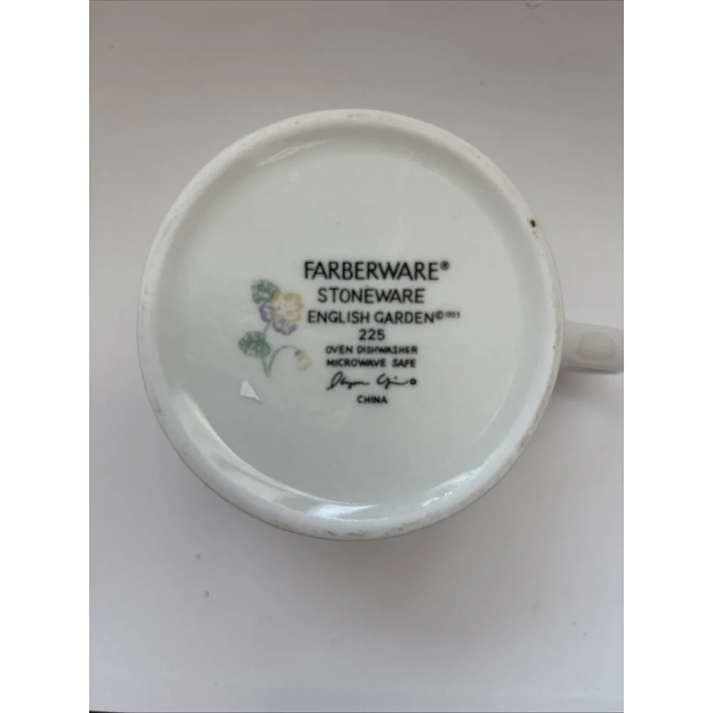 Farberware Stoneware-English Garden 225 Creamer Floral & Cup